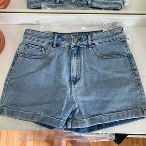 PacSun NWT mom jean shorts